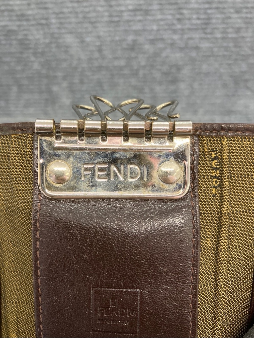 Fendi Zucca Canvas 6 Hook Key Case Brown Tobacco Leather Made in Italy - Picture 9 of 12